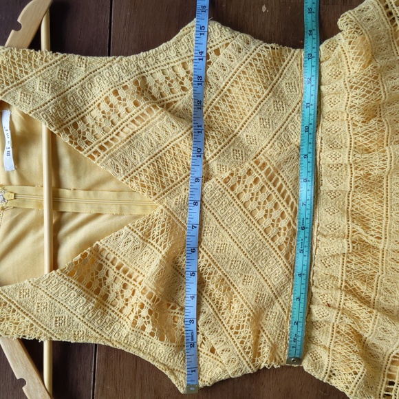 Miami S Yellow Summer Dress, Sleeveless, Knee Length - Picture 10 of 11